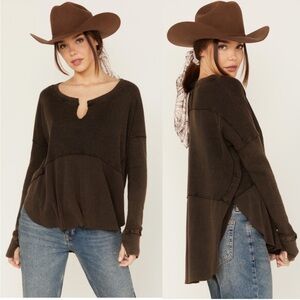 WE THE FREE Montery Thermal Top Waffle Knit Raw Edge Split Neck Oversize…